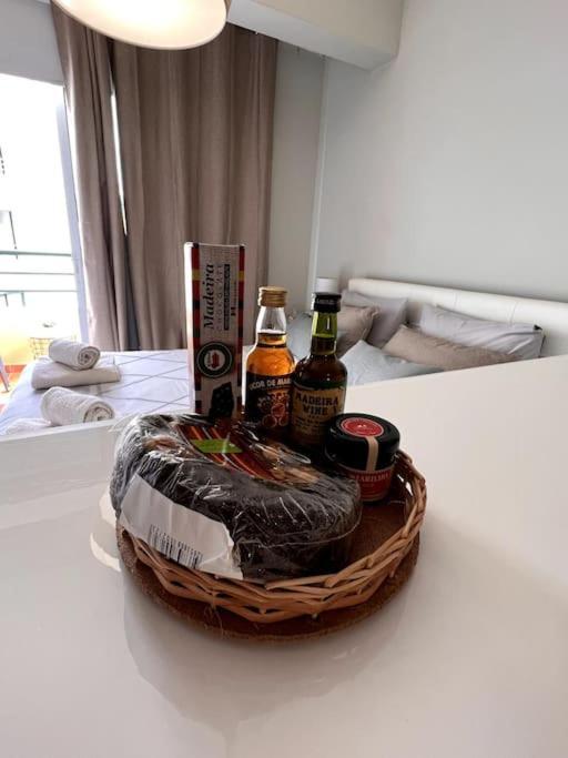 By The Sea - Apartamento Acolhedor E Relaxante. 카니코 외부 사진